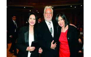 فنان مصري يضع زوجته بدار مسنين