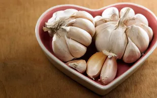فوائد الثوم الصحية