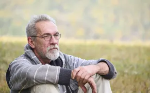 لمن تخطوا الخمسين هكذا تنعمون بنوم مريح