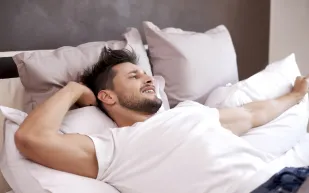 الأمر لا يقتصر على «الصوت».. الشخير يخفي أمراضاً كثيرة