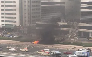 سقوط رافعة على شارع الشيخ زايد