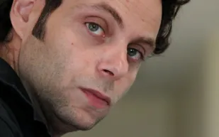 سيف الدين سبيعي يفاجأ الجميع بارتباطه بإعلامية مشهورة منذ عام..فمن هي