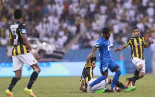 كهربا يكشف سبب الاحتفال بهدف التتويج مع رئيس اتحاد جدة