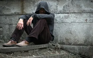 ما هي الأعراض المبكرة للإصابة بمرض الاكتئاب؟