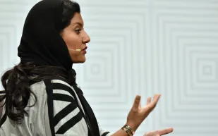 فيديو| ريما بنت بندر تلعب كرة الطاولة مع وزير رياضة اليابان 