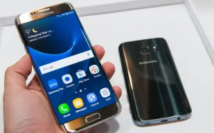 سامسونج تكشف الستار عن مواصفات أحدث هواتفها جلاكسي S8