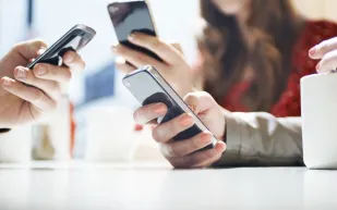 أخطر طريقة لكشف كلمة مرور الهاتف