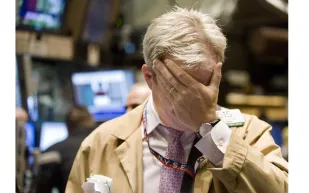 بعض الأزمات المالية الأكثر تأثيرا على العالم