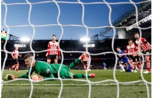 تشيلسي يعزز صدارته برباعية أمام ساوثامبتون