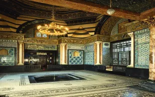 متحف ليتون البريطاني بنكهة عربية