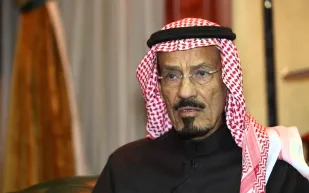 عبد الرحمن الجريسي.. رحلة نجاح من بائع صغير لواحد من أغني رجال الاعمال في المملكة