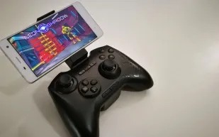 أفضل خمسة أجهزة تحكم للألعاب بالهاتف (صور)