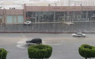 صور| «#امطار_الطايف».. انطلاقة ساحرة للسياحة في غرب السعودية