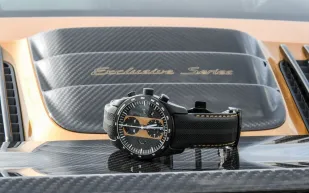 تميز بإناقة ساعة بورش 911 Turbo S الكرونوغراف.. إليك شرط اقتنائها 