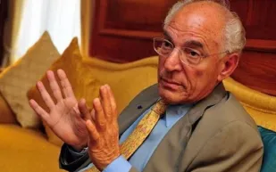 فاروق الباز.. رجل حفر اسمه بحروف من نور في تاريخ العلم