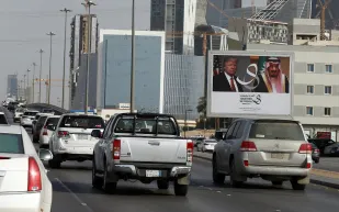 فيديو جديد للشاب الذي توعد الفتيات السعوديات بحرق مركباتهن