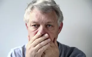 فقدان حاسة الشم.. انذار مبكر لهذا المرض!