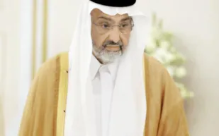 السلطات القطرية تجمد حسابات الشيخ عبدالله آل ثاني