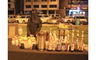 رحل زوجها قبل 17 عاماً قصة بائعة شاي وبلدية المدينة أعول بناتي وهذه صدمتنا