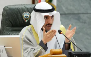 فيديو|رئيس مجلس الأمة الكويتي يطرد الوفد الإسرائيلي في روسيا