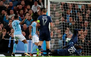 شاهد| أهداف المباراة التاريخية بين مانشستر سيتي ونابولي