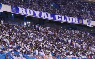 بعد منع الاتحاد السعودي استخدام لقب «الملكي».. رواد تويتر: «#الاهلي_الزعيم»