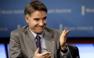 قطب صناعة النفط| أيك باتيستا.. رحلة من القمة إلى القاع