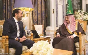 خـادم الحـرمين يـزور الأميـر مقـرن معـزيـاً ويستقبل الحريري والسفراء الجدد ووزيري الحرس والاقتصاد