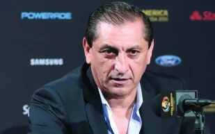 دياز يصل إلى معسكر الهلال في أبوظبى