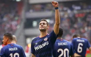 فيديو| شبيه عمر السومة يثير الجدل 