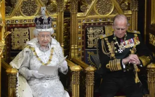 تعرف علي حجم ثروة الملكة إليزابيث الثانية !