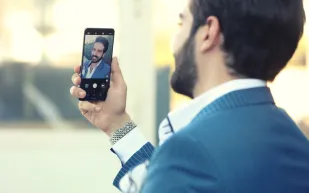 مشاهير مواقع التواصل يوثقون لحظاتهم المميزة مع «هواوي ميت 10 برو»