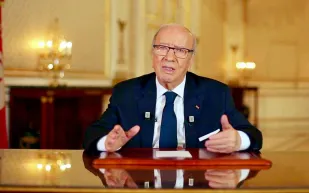 من هو الرئيس التونسي الباجي قائد السبسي؟ .. شخصية عدد مجلة «الرجل» الجديد