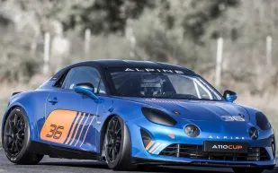 ألبين A110 تعود للمنافسة في العام المقبل