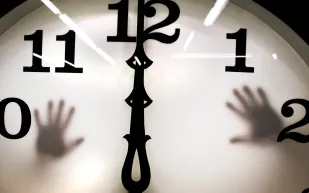 دقيقتان فقط على نهاية العالم حسب «ساعة القيامة» !