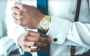 ساعات ذهبية تليق بالرجل العربي الأنيق