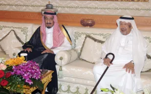 شاهد| عائلة فقيه في جدة.. بداية محرقة صنعت قصة مشرقة