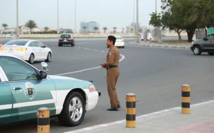 فيديو| المرور يطيح بمتهور يمارس التفحيط