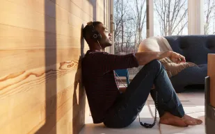 معنى ASMR في العربية (asmr meaning in arabic)