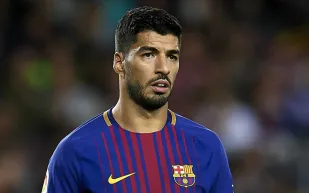  هل رأيت سواريز وهو وجه دعائي لماليزيا؟.. لا تفوت هذا المشهد (فيديو)