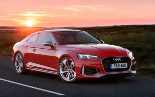 أودي RS5 كوبيه (2018) مزيج من الأداء العالي والجمال الأنيق