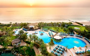 تمتع بتجربة مثيرة في «الفجيرة».. موطن التراث والسواحل المشرقة