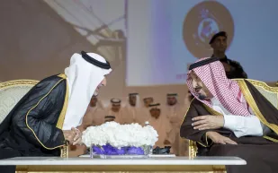 شاهد| لحظة وصول خادم الحرمين لمقر حفل جائزة الملك فيصل العالمية