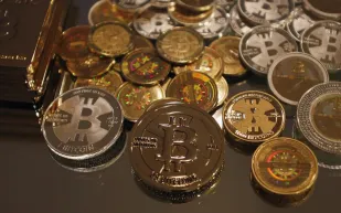 السعودية الأولى والإمارات الثالثة في الترتيب العالمي لصك العملات المشفرة 