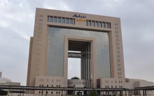 10 شركات سعودية تطمح للعالمية .. كيف بدأت وماذا أصبحت؟