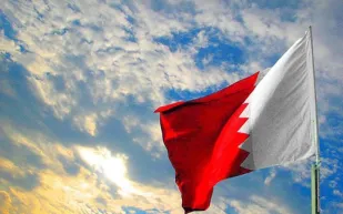 البحرين تبحث إمكانية منح المستثمرين الأجانب تأشيرات إقامة لعشر سنوات