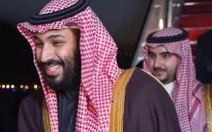 الأمير خالد بن سلمان لولي العهد: نفخر بقائد ملأ الدنيا