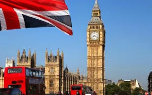 لماذا ألزمت بريطانيا الشركات الكبرى بكشف الفرق بين مرتبات رؤسائها التنفيذيين والموظفين العاديين؟