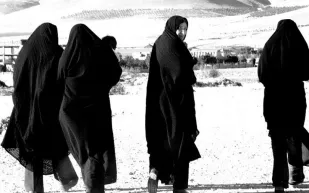 دولة إسلامية تحظر تعدد الزوجات وتفرض عقوبة على المخالفين