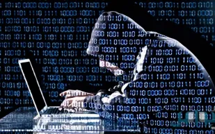 كيف تشكل عادات الموظفين الصغيرة مخاطر أمنية كبيرة على الشركات؟